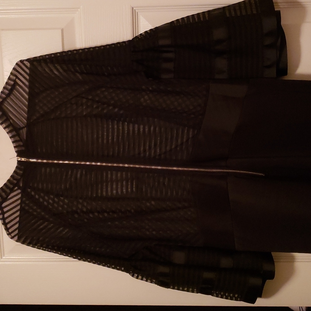 Elegant dress, with mermaid bottom - Picture 5 of 5